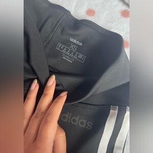 Adidas climalite XS leggings (new)